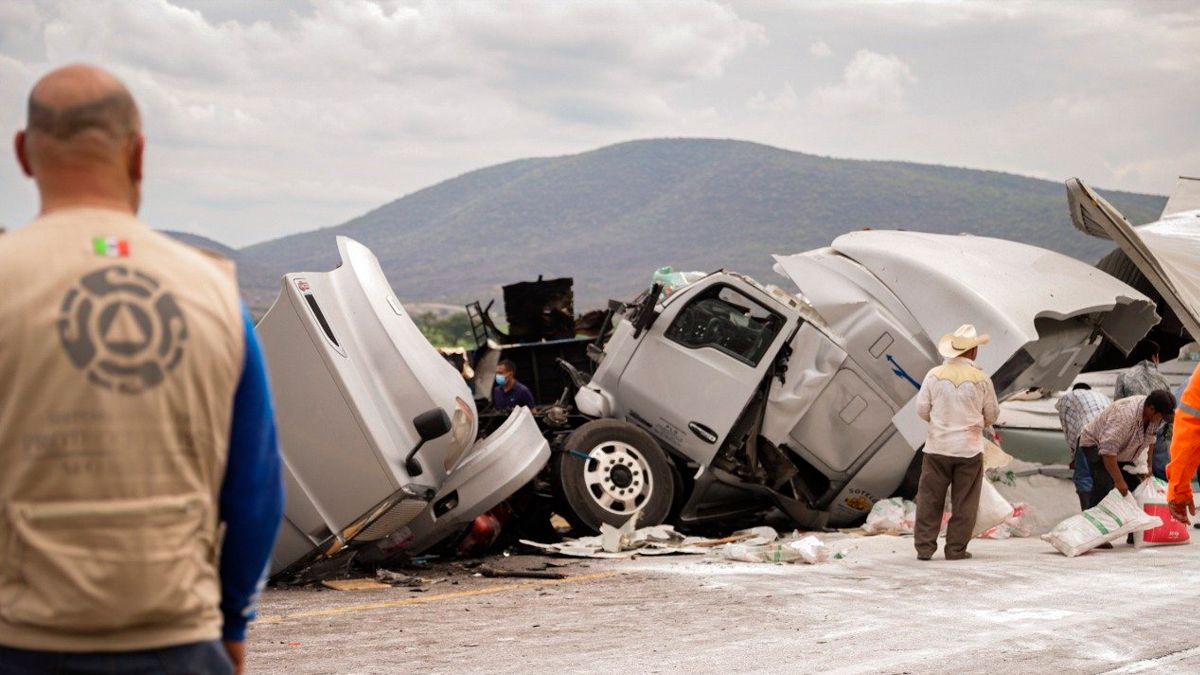 Fallece Conductor De 23 Años Tras Choque En La Siglo Xxi 24 Morelos